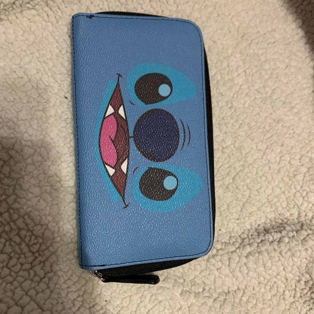 Stitch wallet
